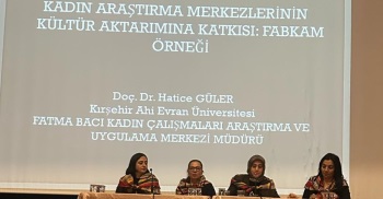 Merkez Müdürümüz Doç. Dr. Hatice Özkara Güler Türkmen Kadın Çalıştayına Katıldı.